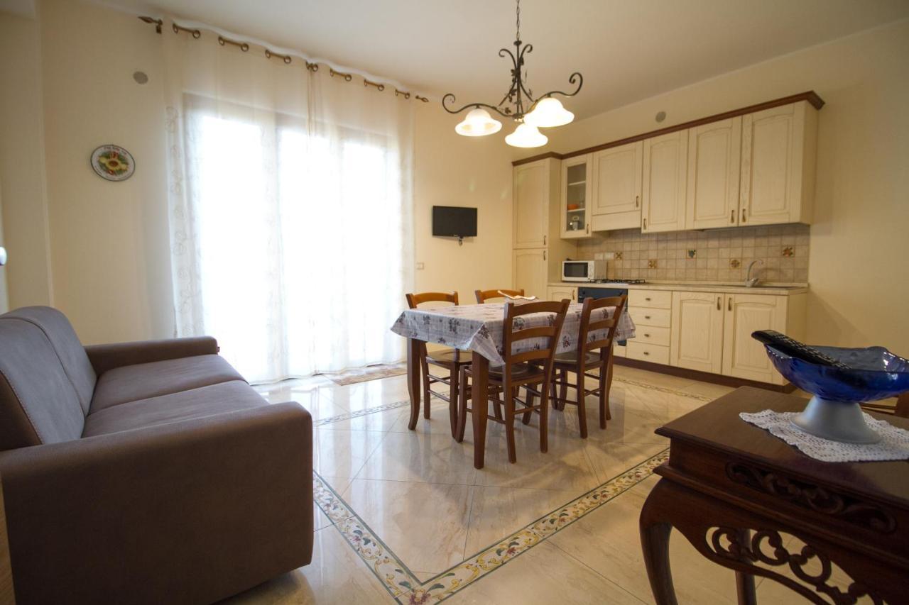 Aparthotel Etna Royal View Trecastagni Esterno foto
