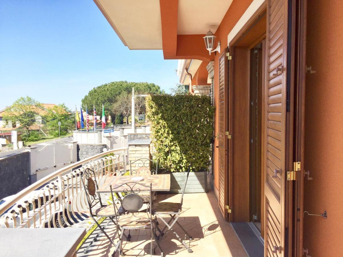 Aparthotel Etna Royal View Trecastagni Esterno foto