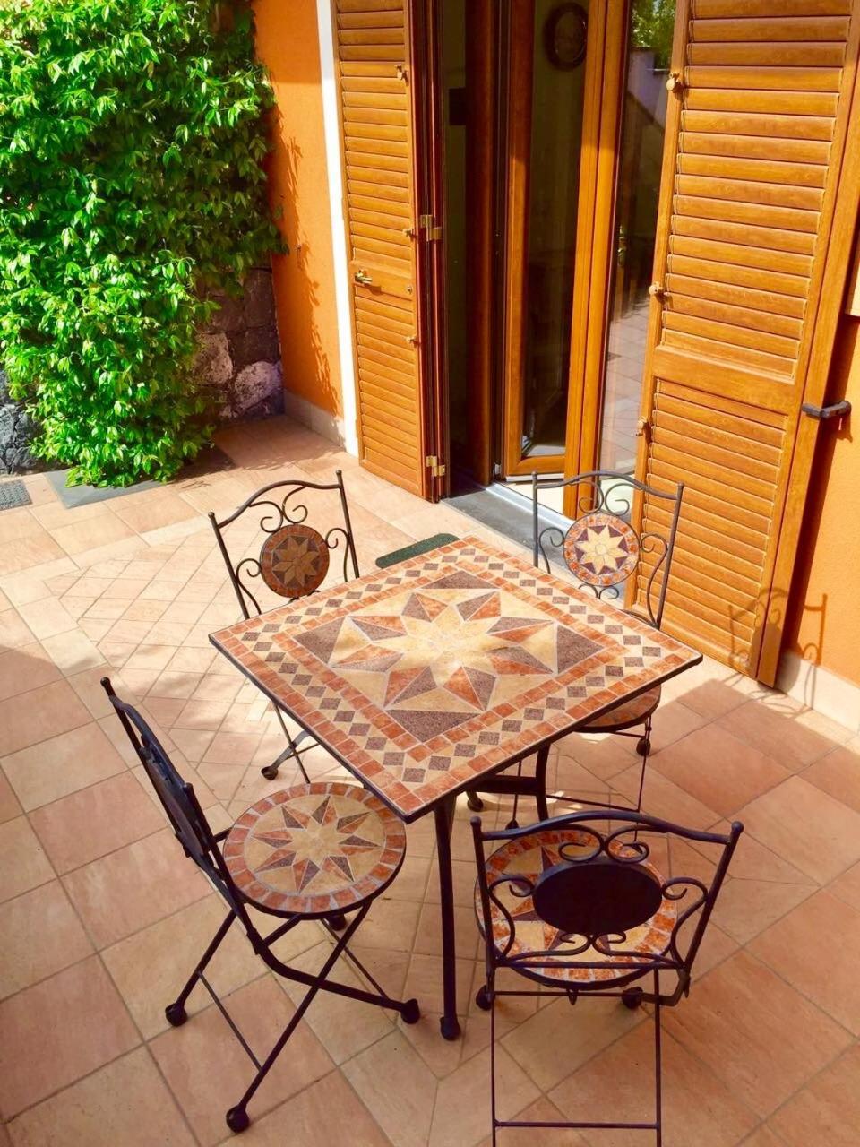 Aparthotel Etna Royal View Trecastagni Esterno foto