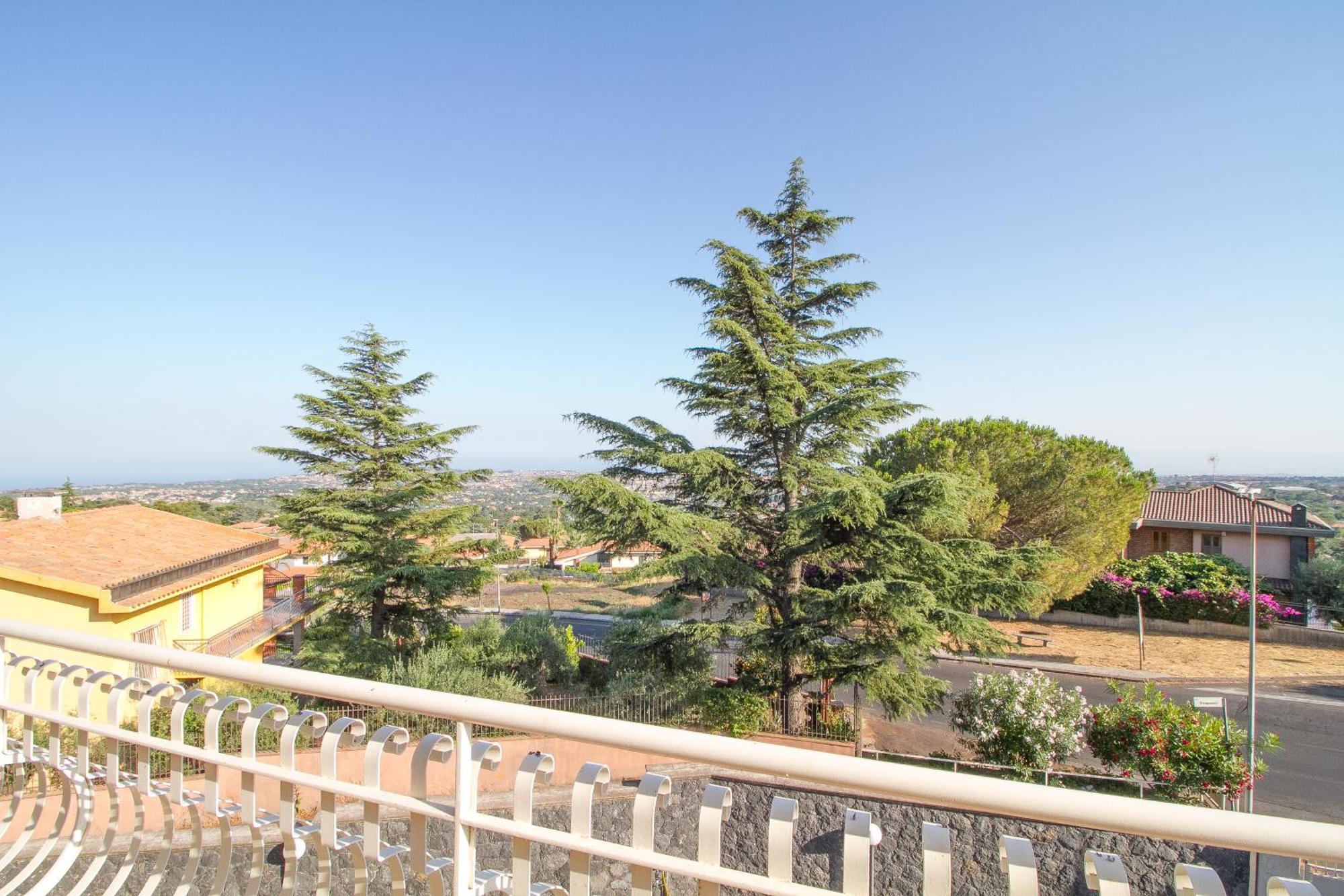 Aparthotel Etna Royal View Trecastagni Esterno foto