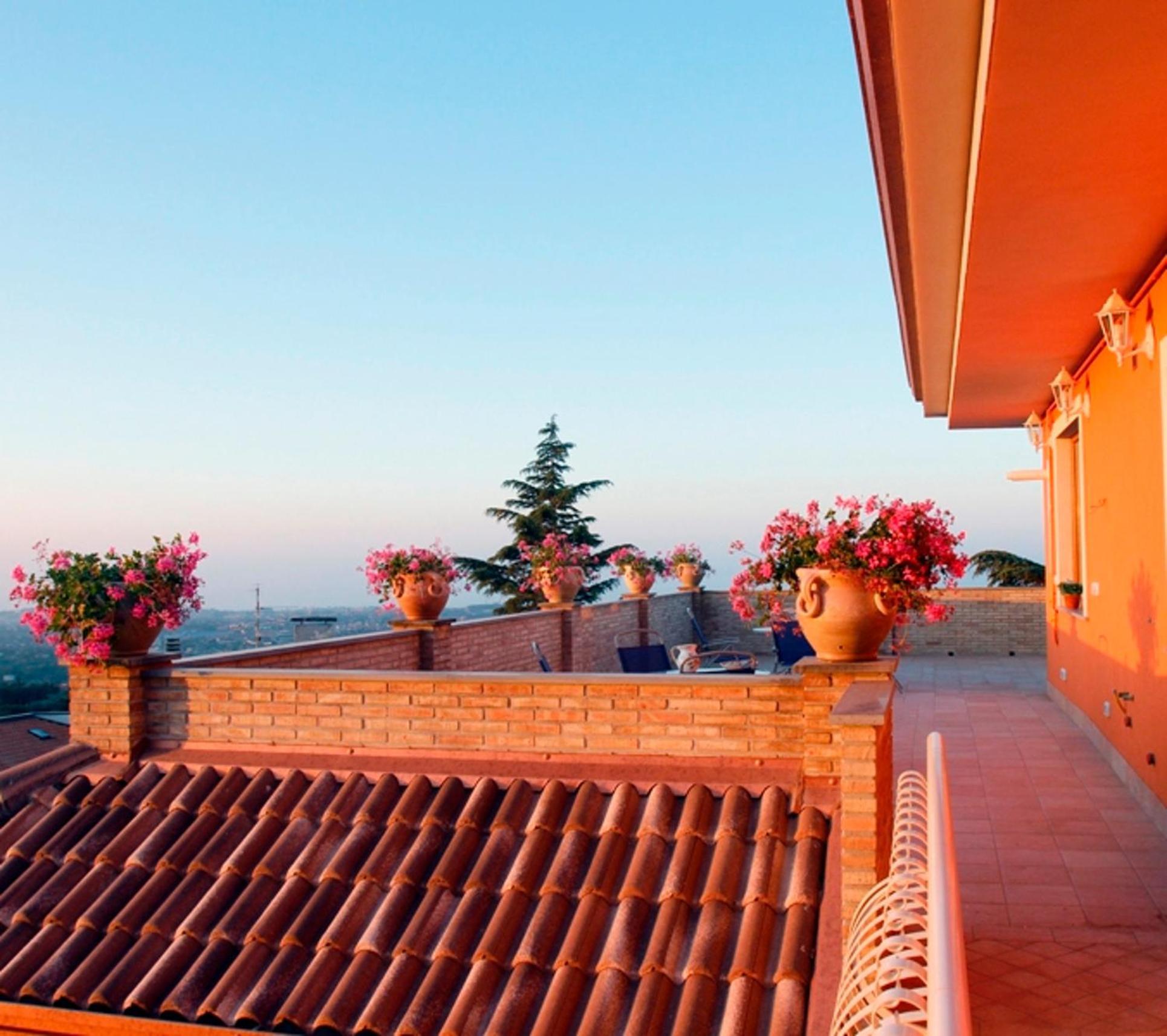 Aparthotel Etna Royal View Trecastagni Esterno foto