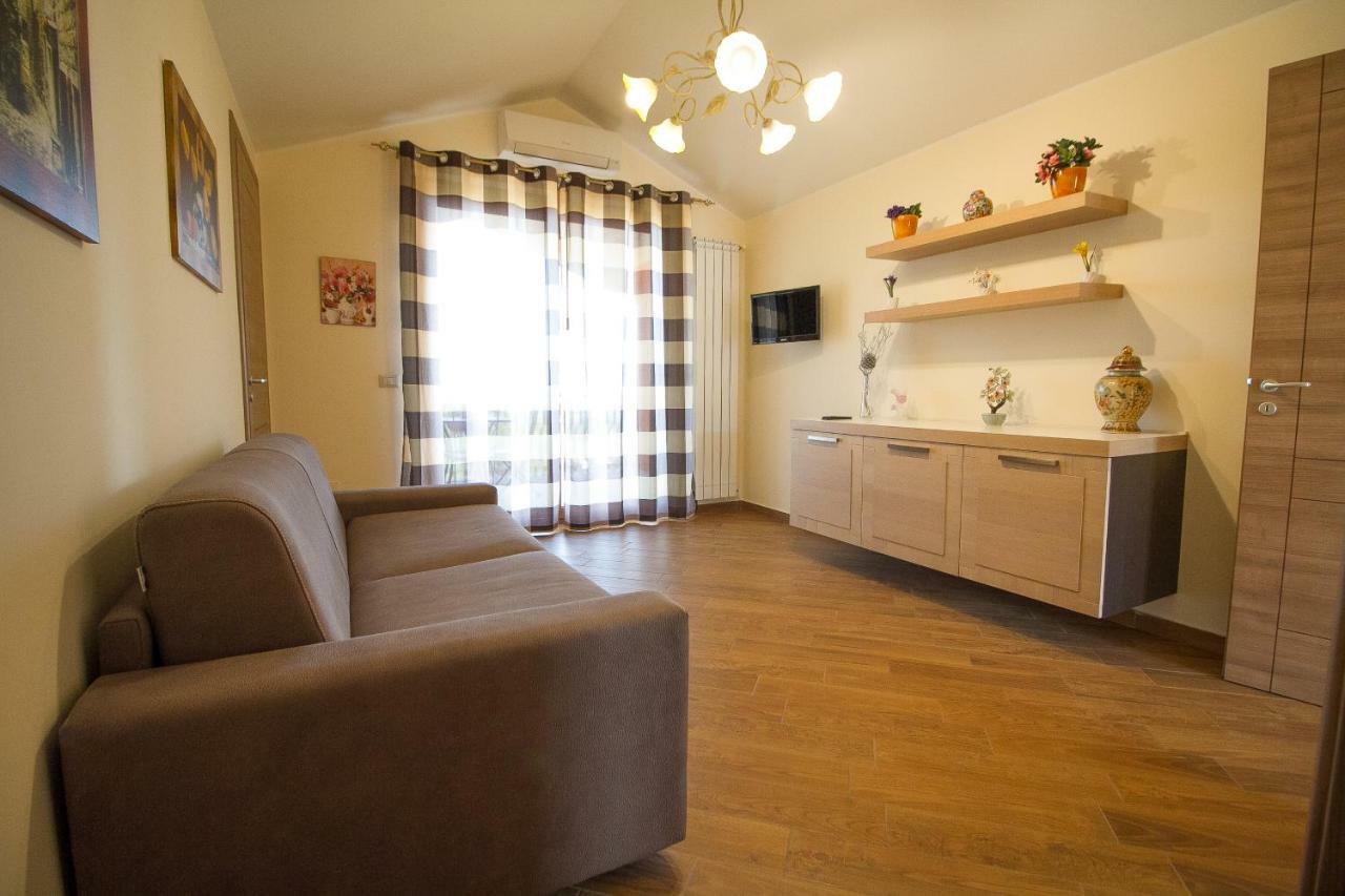 Aparthotel Etna Royal View Trecastagni Esterno foto