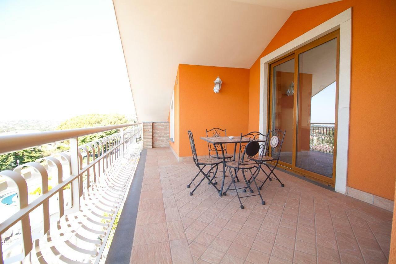 Aparthotel Etna Royal View Trecastagni Esterno foto