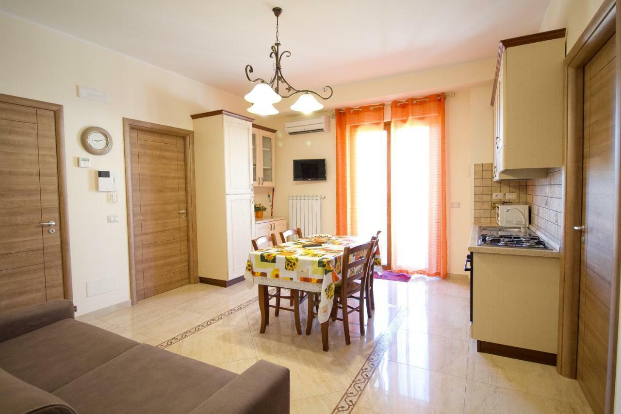 Aparthotel Etna Royal View Trecastagni Esterno foto